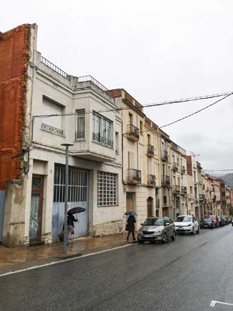 The streets of Sant Sadurni D'Anoia day trip from Barcelona on a rainy day